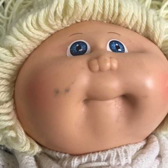 Cabbage patch doll - Picture 6 of 6